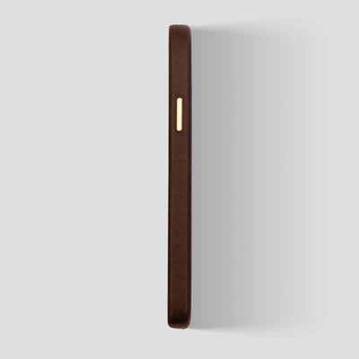 Classic Leather iPhone 12 Case in Chestnut Brown #color_chestnut-brown