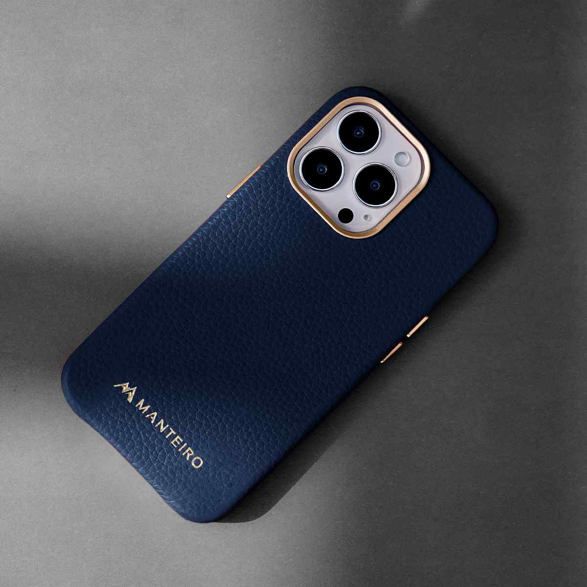 Grain Embossed Leather iPhone 13 Pro Case in Dark Blue #color_dark-blue