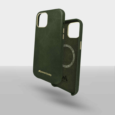 Classic Leather iPhone 12 Case in Pantone Green #color_patone-green