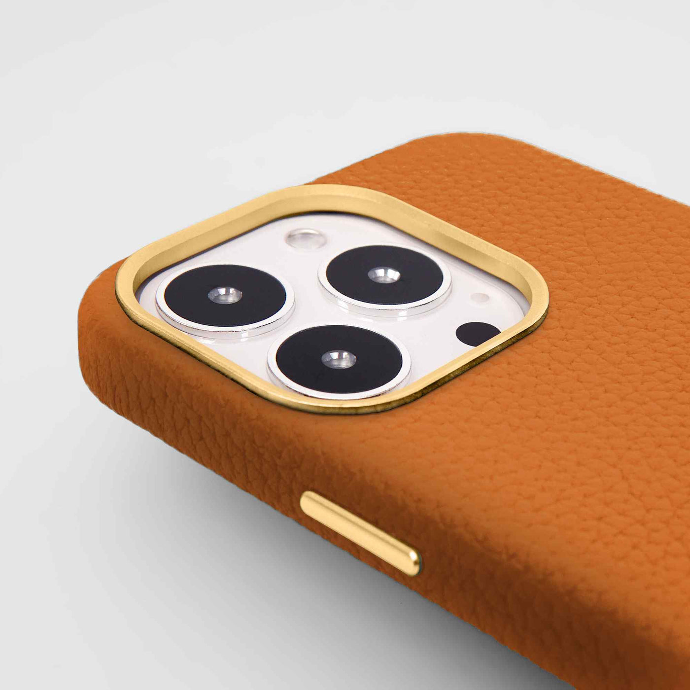 Grain Embossed Leather iPhone 13 Pro Case in Wildfire #color_wildfire